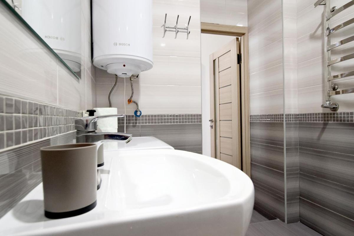 Buk Apartments On Doroshenka 25 Lviv Kültér fotó