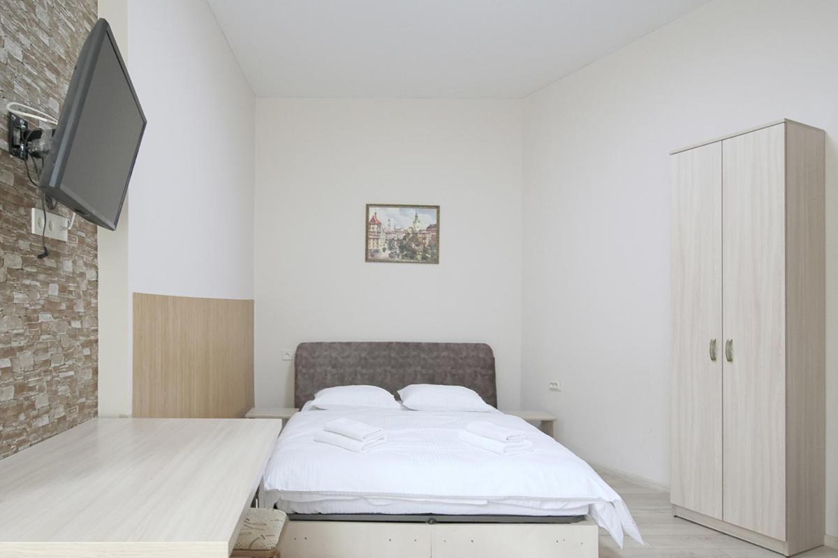 Buk Apartments On Doroshenka 25 Lviv Kültér fotó