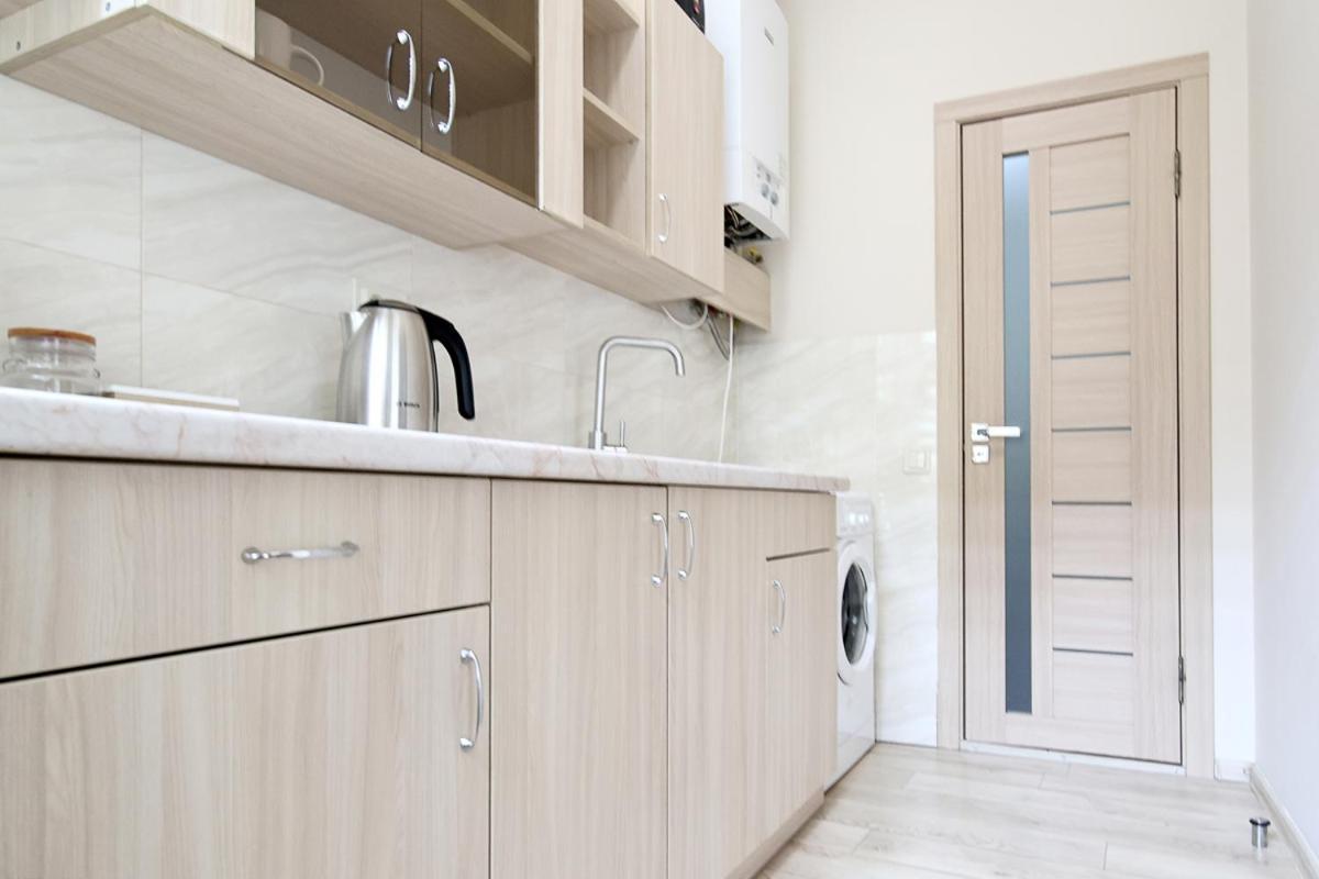 Buk Apartments On Doroshenka 25 Lviv Kültér fotó