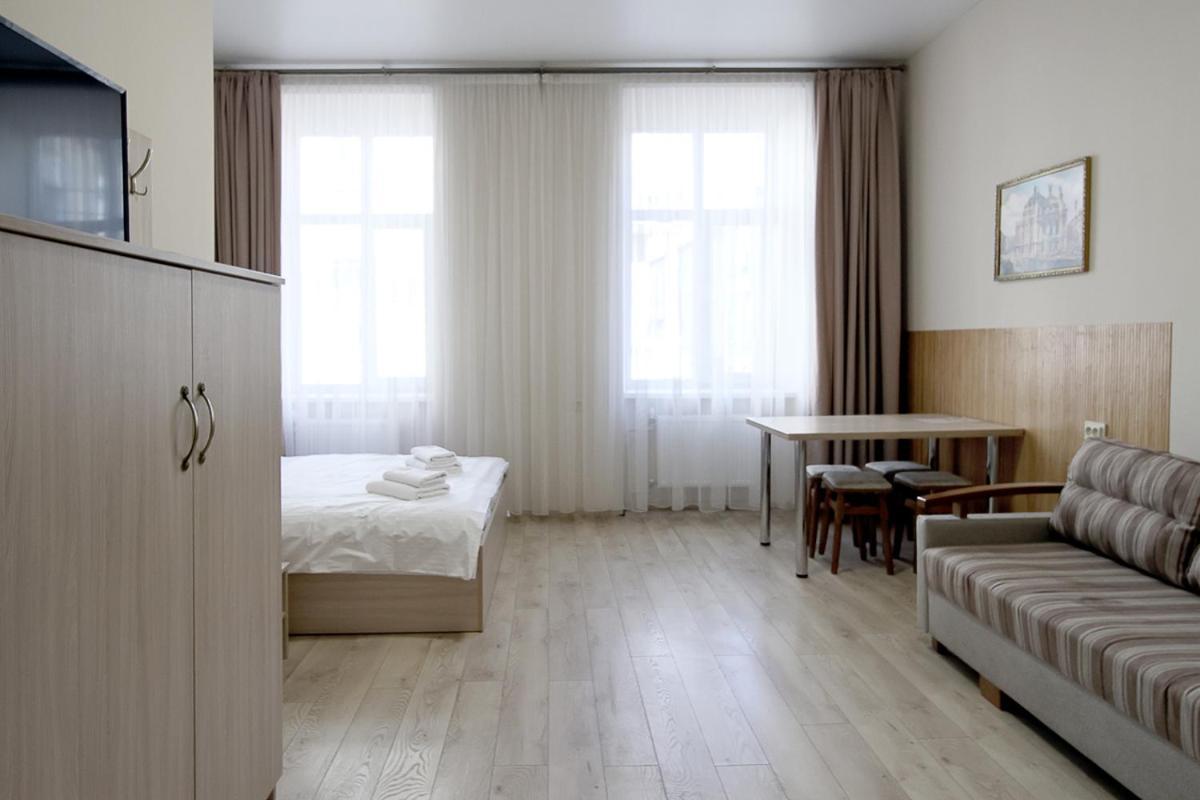 Buk Apartments On Doroshenka 25 Lviv Kültér fotó